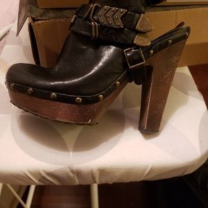 Sam Edelman Clog